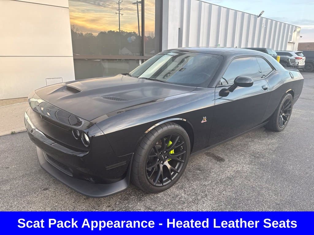 2016 Dodge Challenger R/T Scat Pack — photo 1 of 6