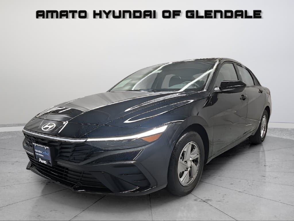 2026 Hyundai Elantra SE — photo 1 of 42