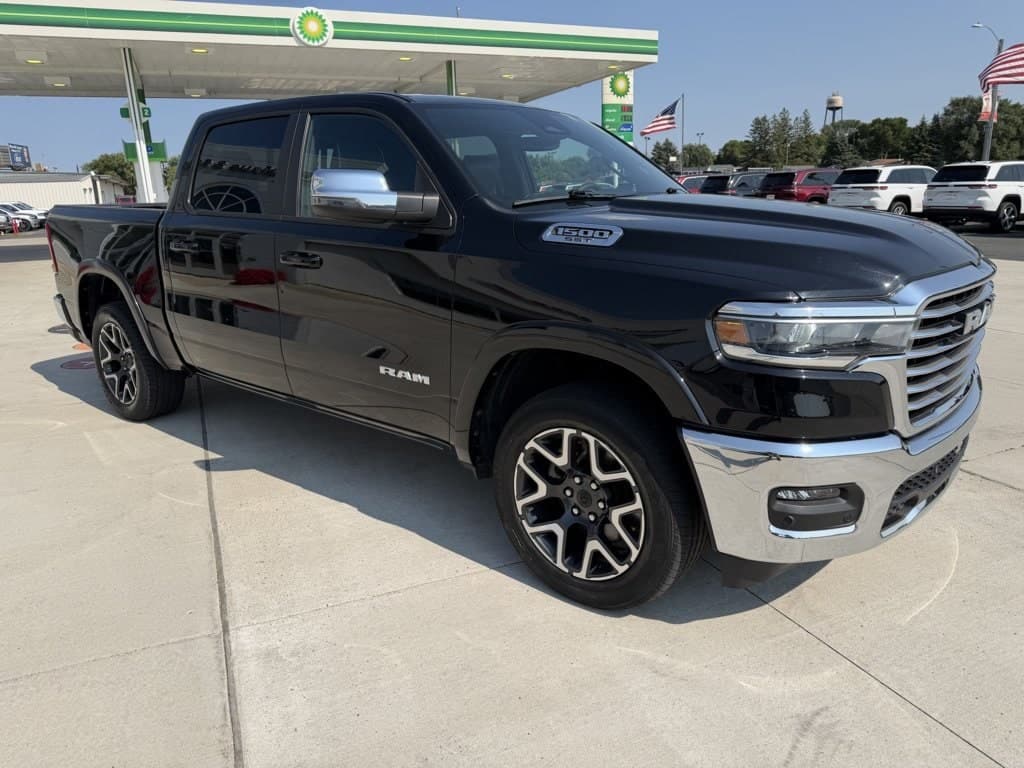 2025 RAM 1500 Laramie — photo 1 of 23