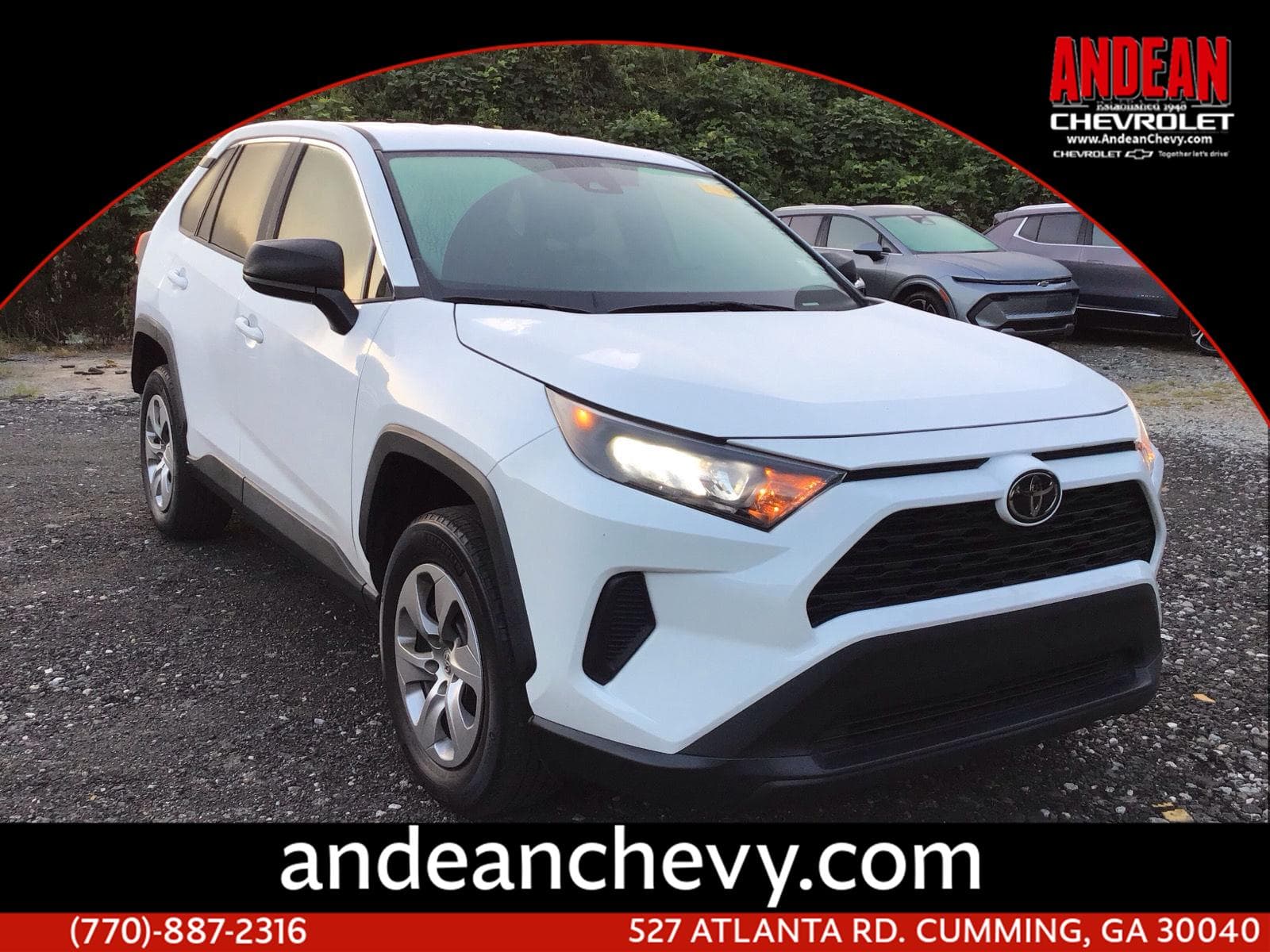 2022 Toyota RAV4 LE — photo 1 of 11