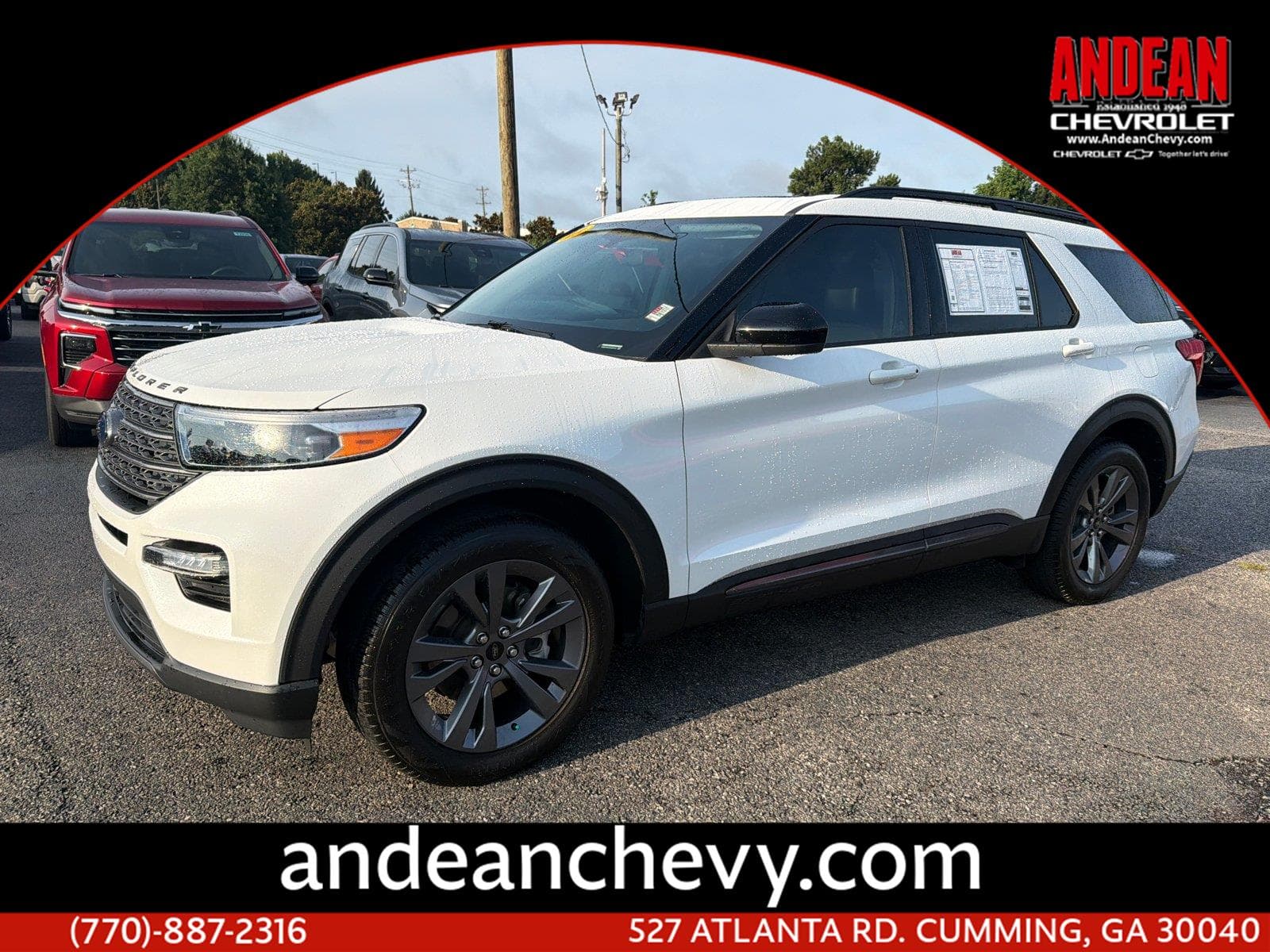 2023 Ford Explorer XLT — photo 1 of 37