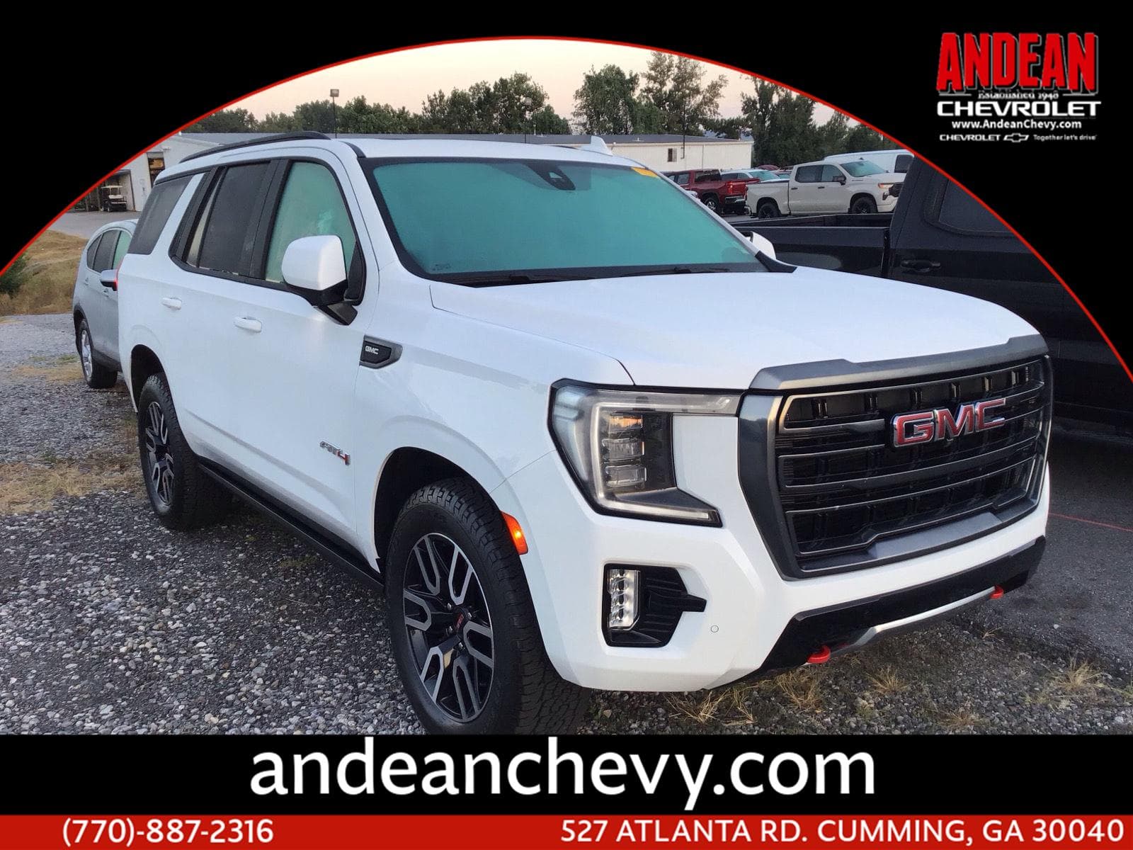 2021 GMC Yukon AT4 — photo 1 of 13