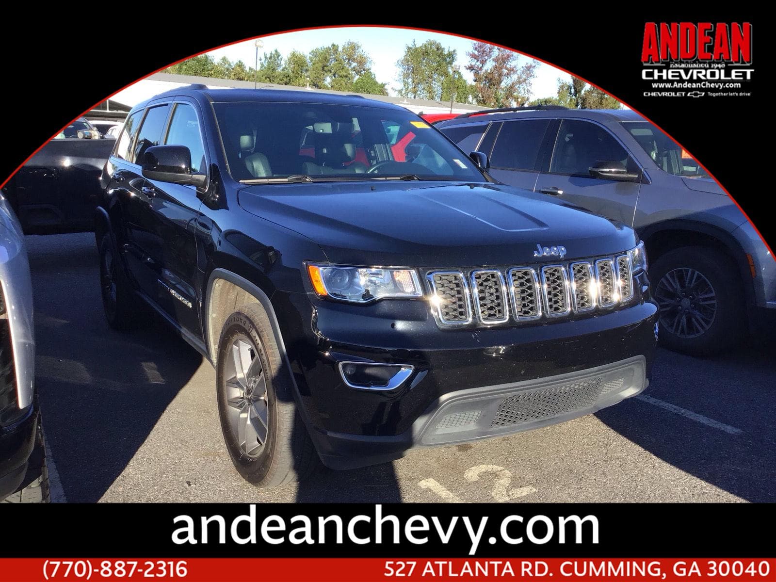 2019 Jeep Grand Cherokee Laredo E — photo 1 of 11