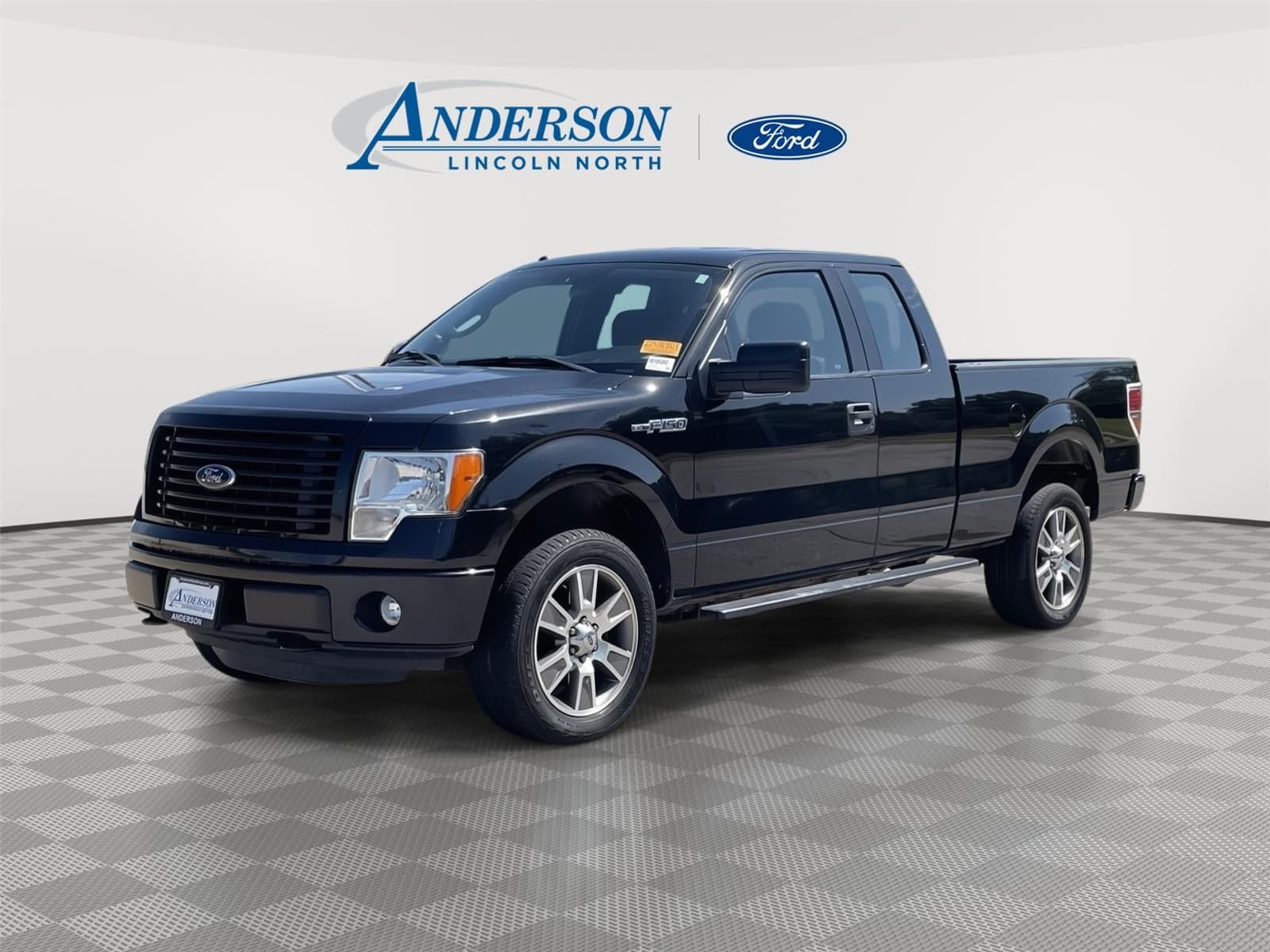 2014 Ford F-150 STX — photo 1 of 34