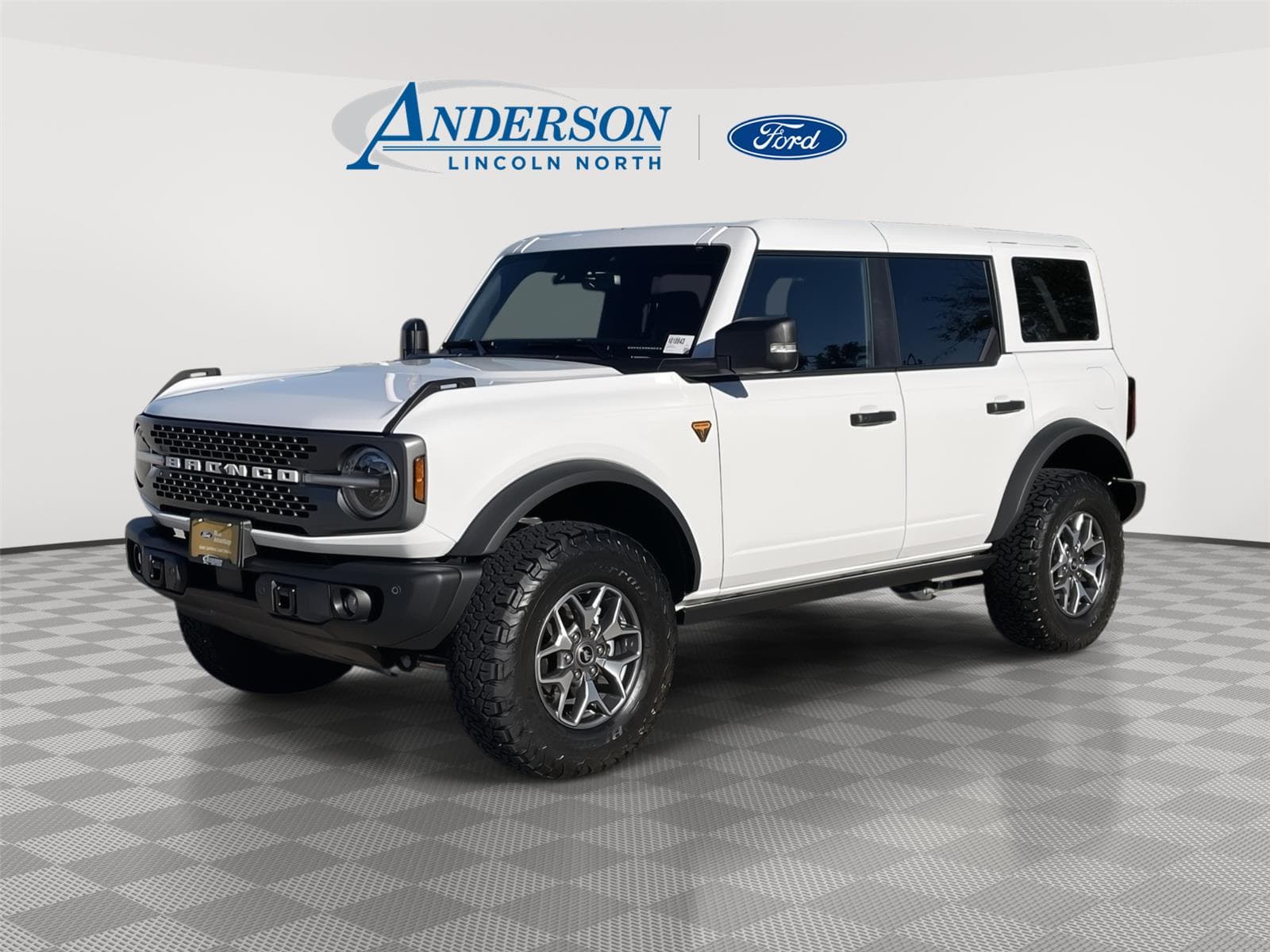 2025 Ford Bronco Badlands — photo 1 of 37