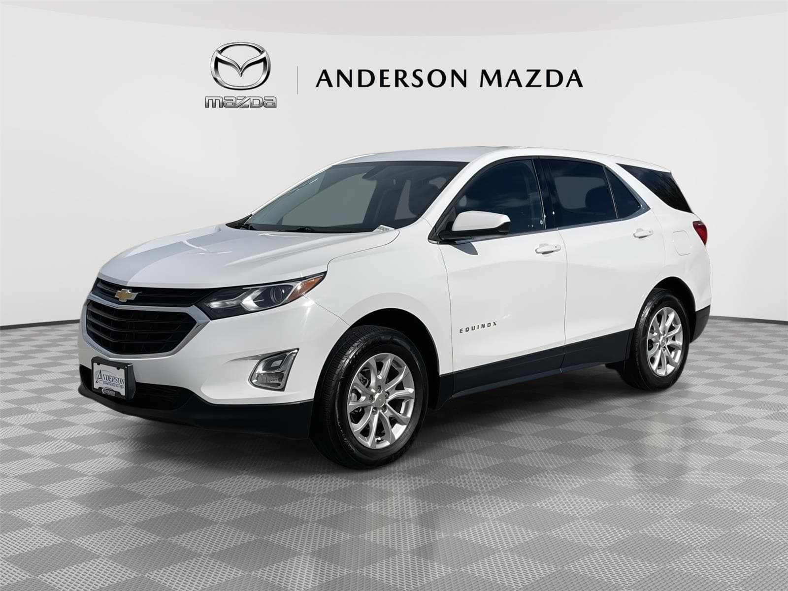2019 Chevrolet Equinox Base — photo 1 of 35