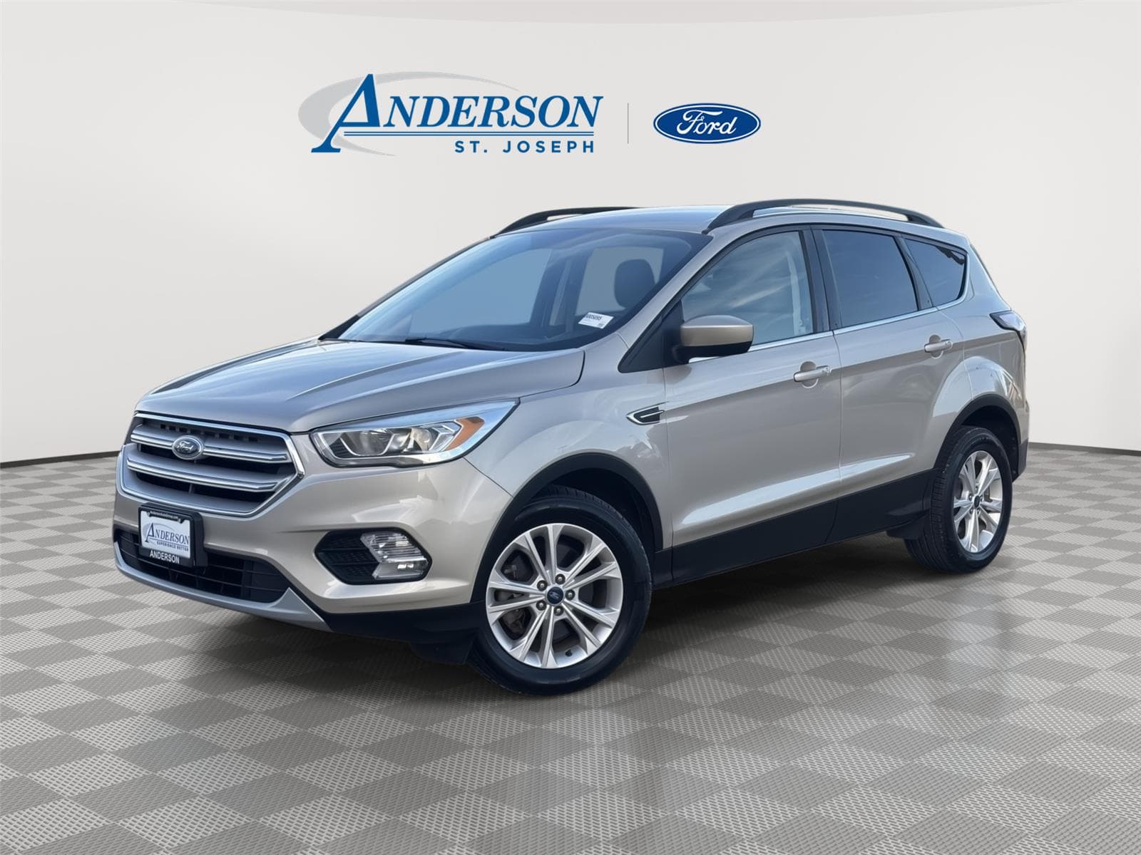 2018 Ford Escape SEL — photo 1 of 44