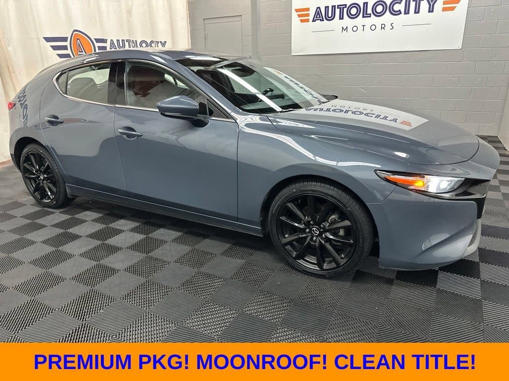2020 Mazda Mazda3 Hatchback Premium Package — photo 1 of 39