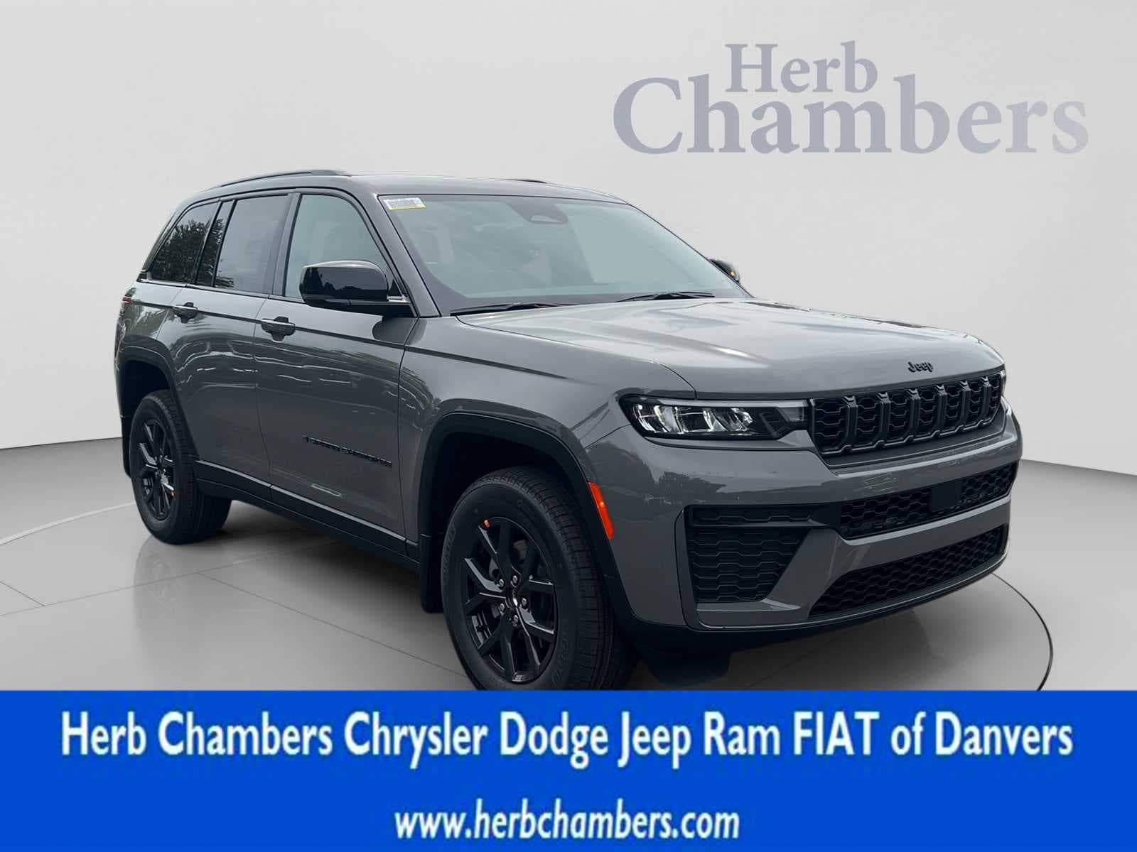 2027 Jeep Grand Cherokee Laredo Altitude — photo 1 of 35