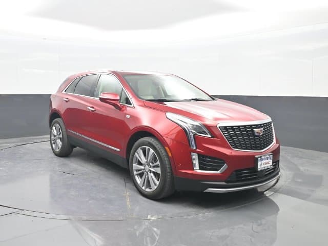 2024 Cadillac XT5 Base — photo 1 of 56