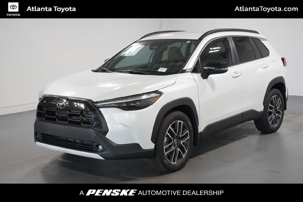 2026 Toyota Corolla Cross XLE — photo 1 of 7