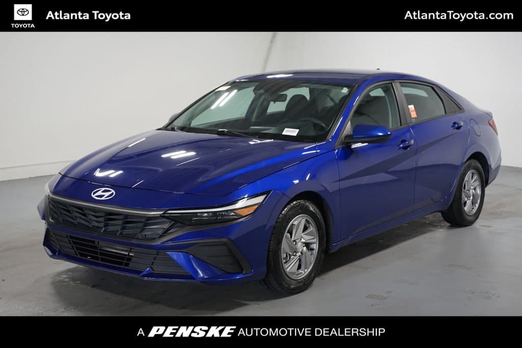2024 Hyundai Elantra SE — photo 1 of 29