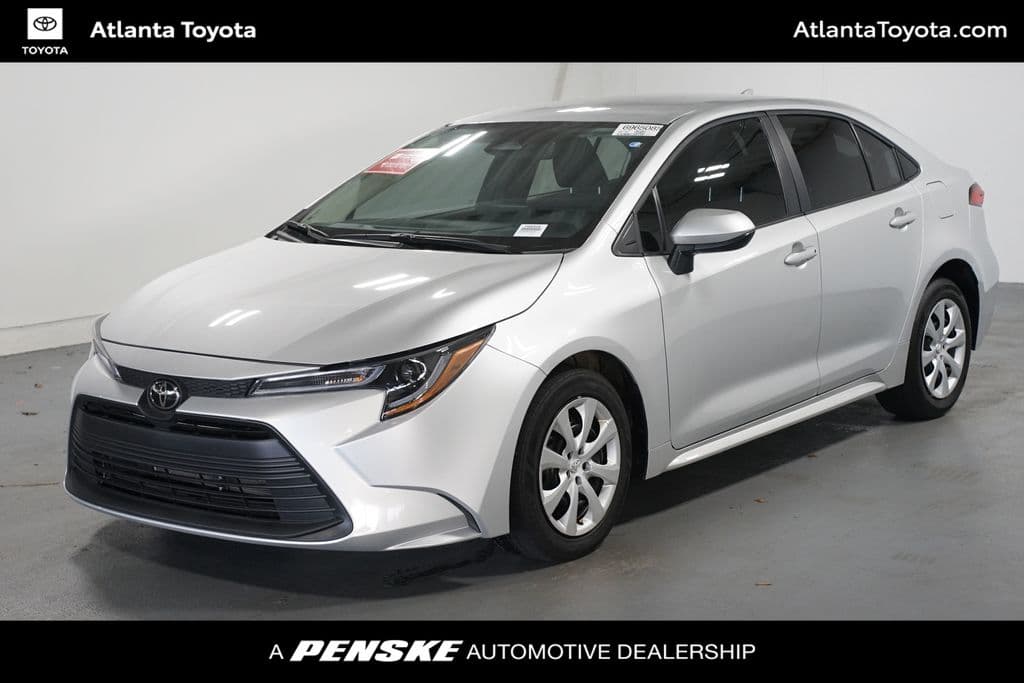 2026 Toyota Corolla LE — photo 1 of 7