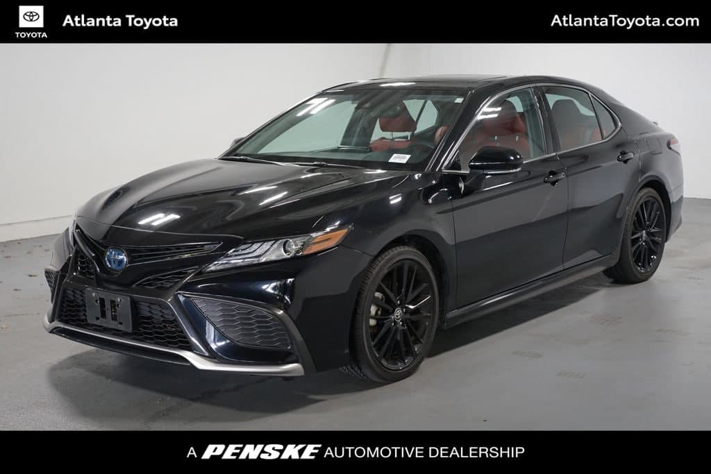 2022 Toyota Camry Hybrid XSE — photo 1 of 7