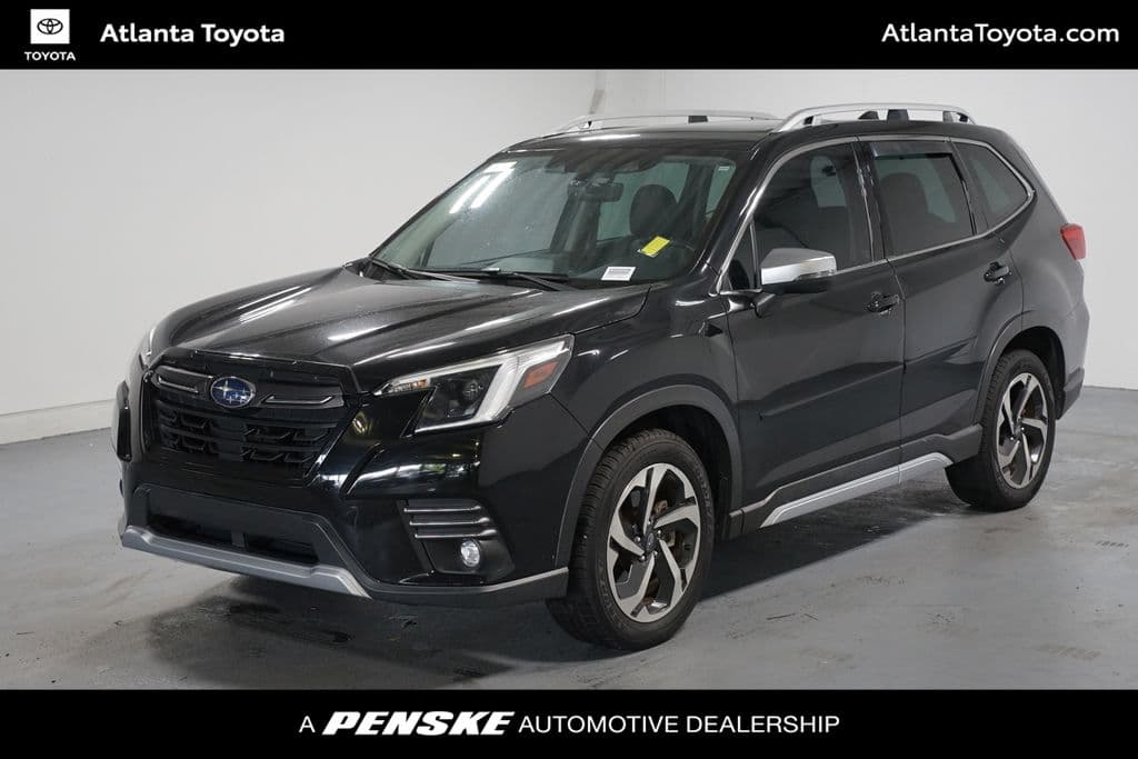2023 Subaru Forester Touring — photo 1 of 7