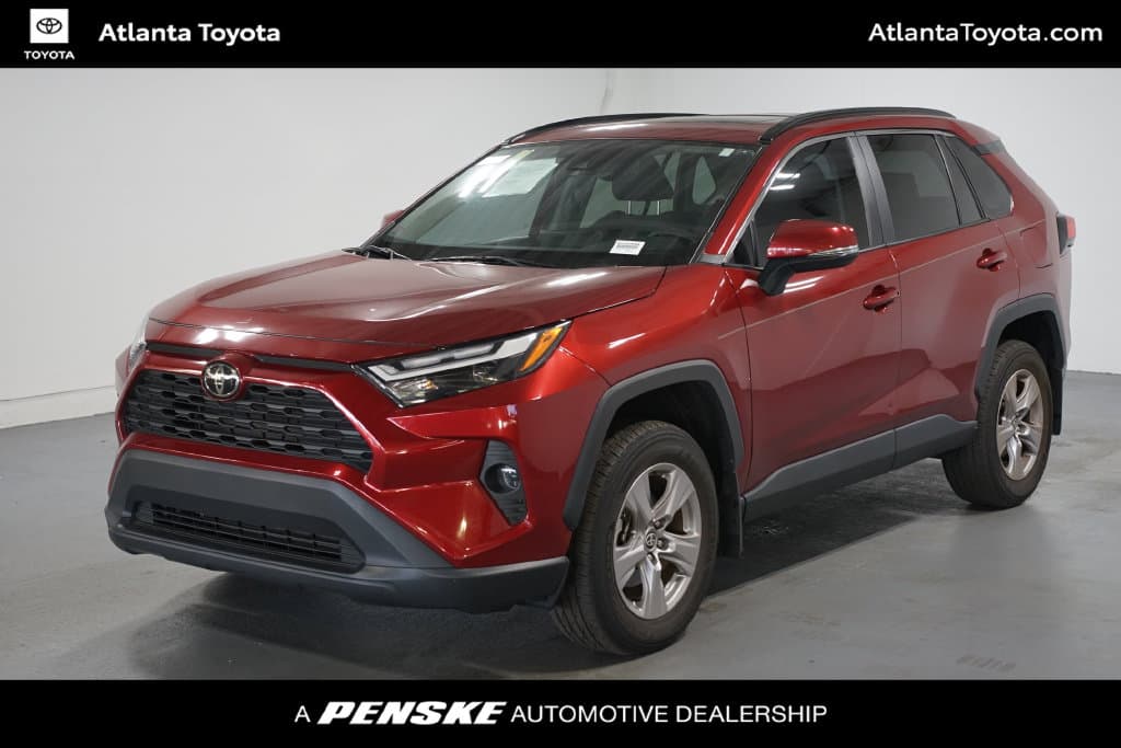 2025 Toyota RAV4 XLE — photo 1 of 7