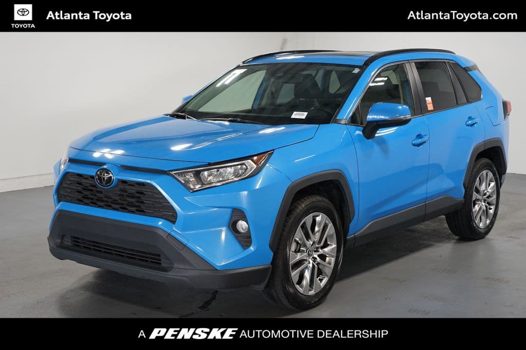 2021 Toyota RAV4 XLE Premium — photo 1 of 35