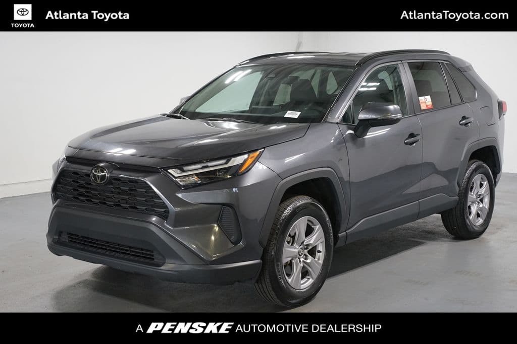 2025 Toyota RAV4 XLE — photo 1 of 34