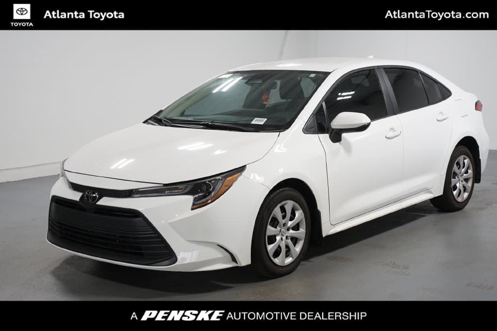 2026 Toyota Corolla LE — photo 1 of 7