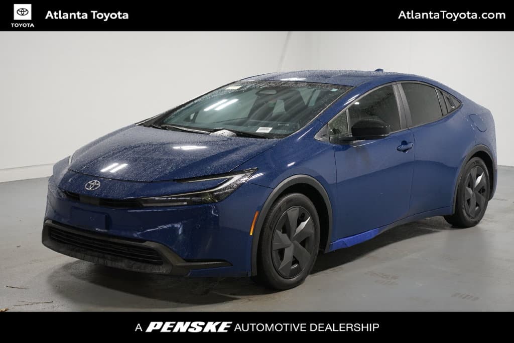 2024 Toyota Prius LE — photo 1 of 7