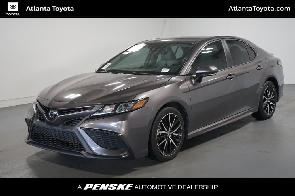 2023 Toyota Camry SE — photo 1 of 7