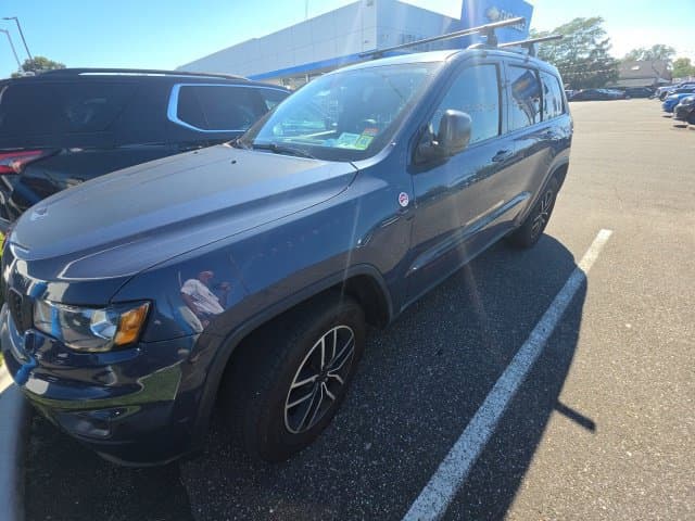 2020 Jeep Grand Cherokee Trailhawk — photo 1 of 4