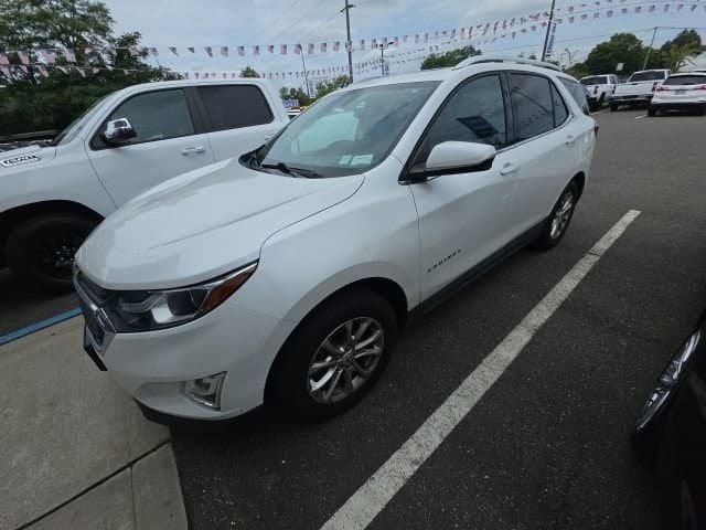 2018 Chevrolet Equinox LT — photo 1 of 6