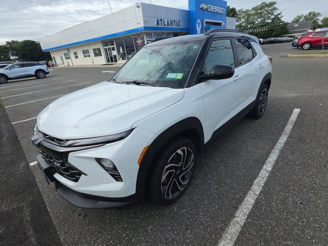 2024 Chevrolet Trailblazer RS — photo 1 of 5