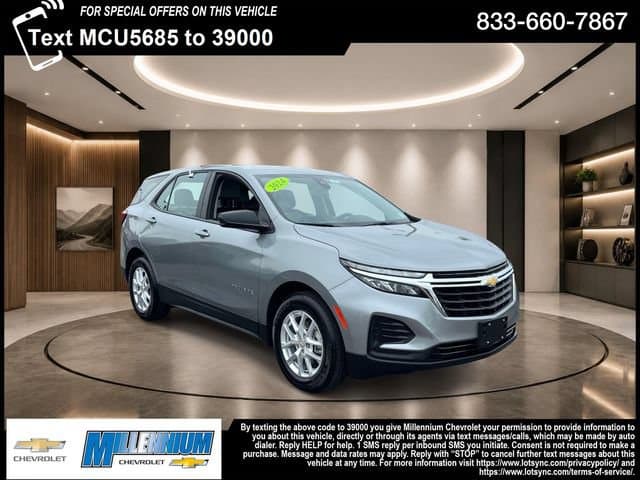 2024 Chevrolet Equinox LS — photo 1 of 32