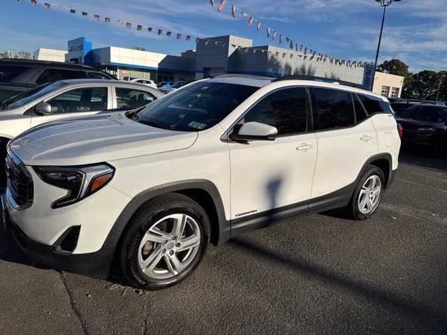 2018 GMC Terrain SLE — photo 1 of 6