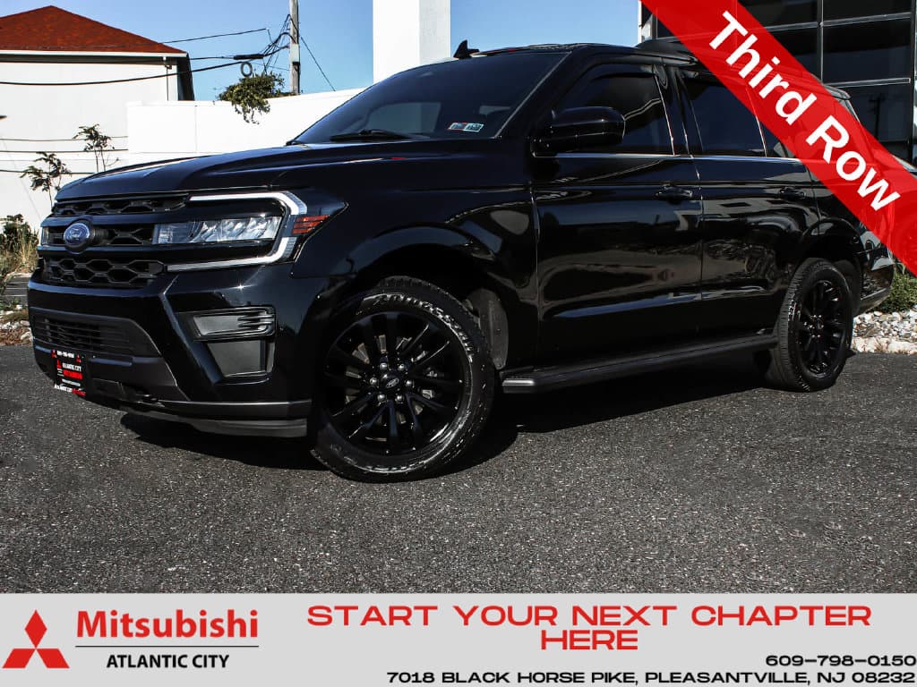 2023 Ford Expedition XLT — photo 1 of 47