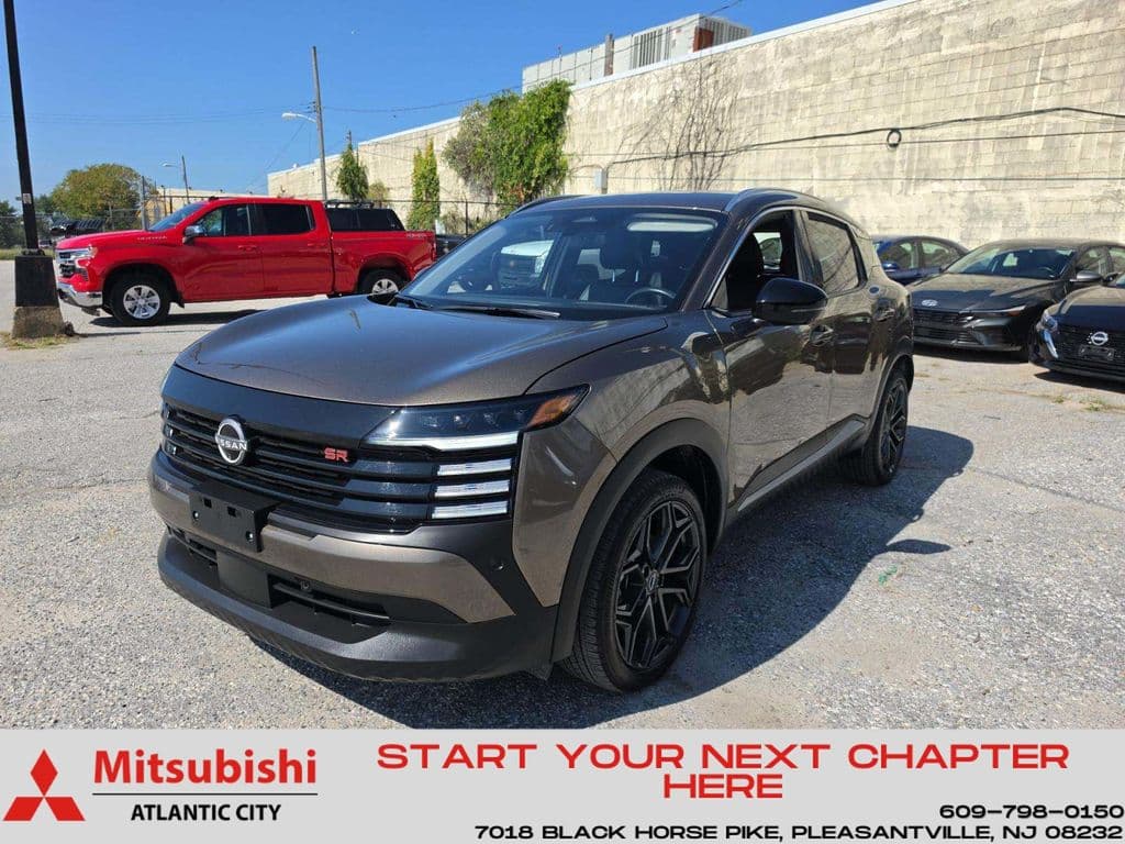 2026 Nissan Kicks SR — photo 1 of 5