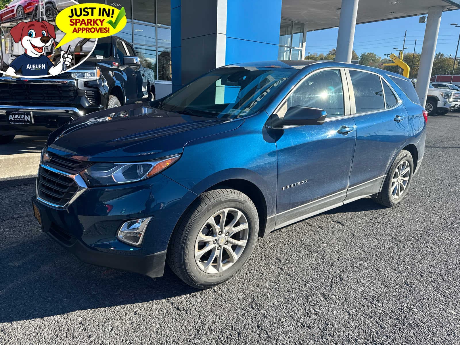 2021 Chevrolet Equinox LT — photo 1 of 10