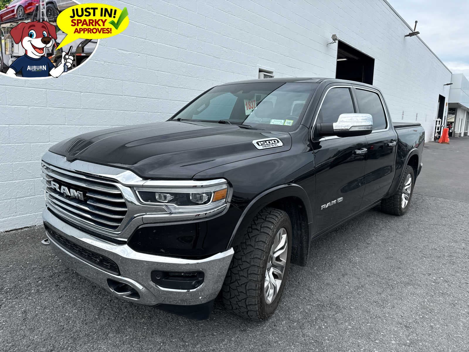2019 RAM 1500 Longhorn — photo 1 of 8