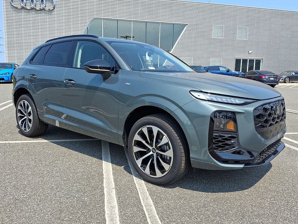 2026 Audi Q3 S line — photo 1 of 26