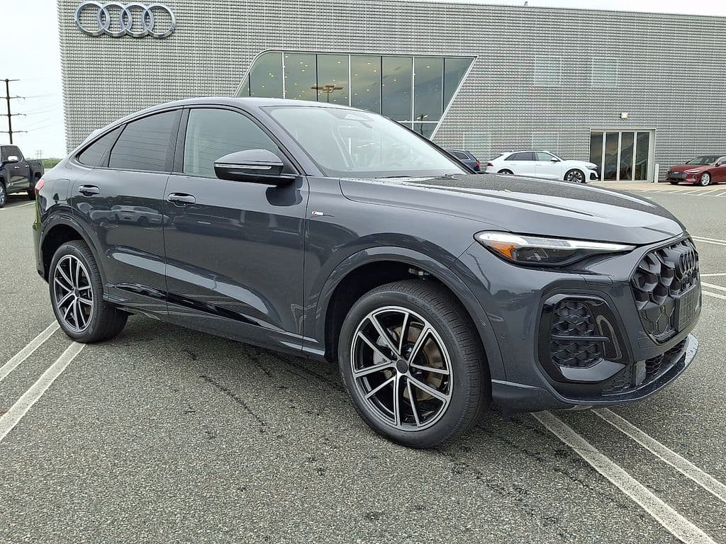 2026 Audi Q5 Premium Plus — photo 1 of 27