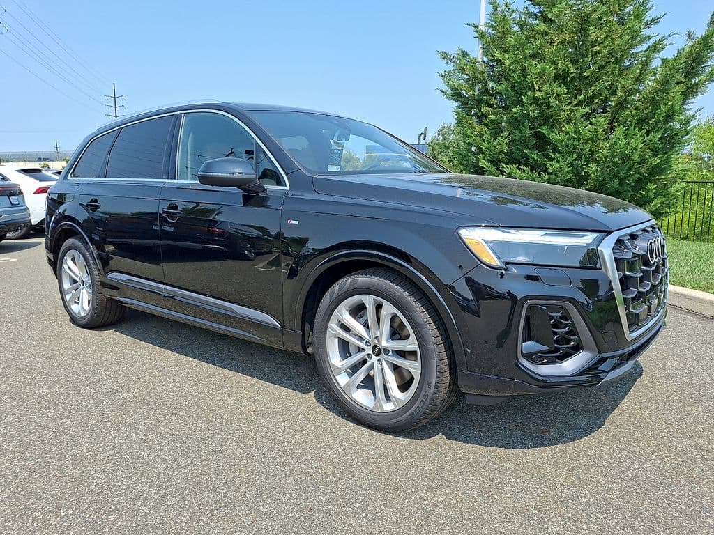 2026 Audi Q7 55 Premium — photo 1 of 26