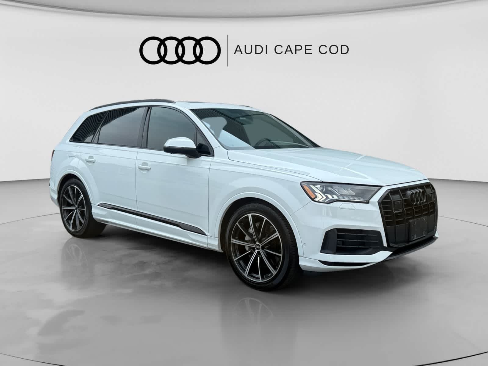 2023 Audi Q7 Prestige — photo 1 of 19