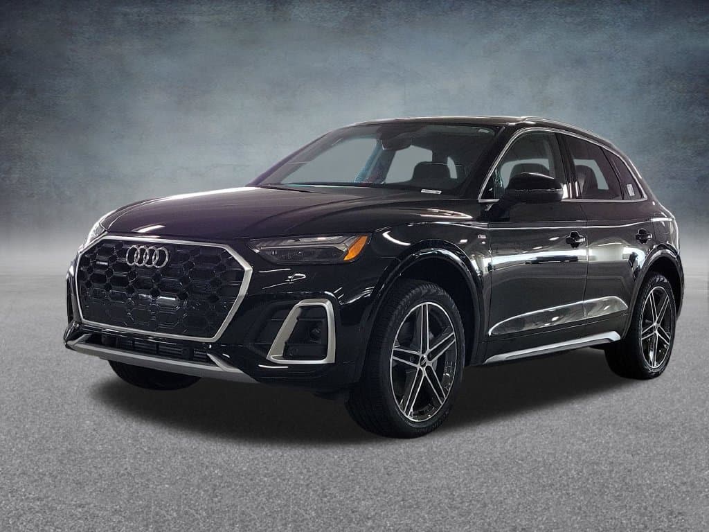 2024 Audi Q5 Base — photo 1 of 18