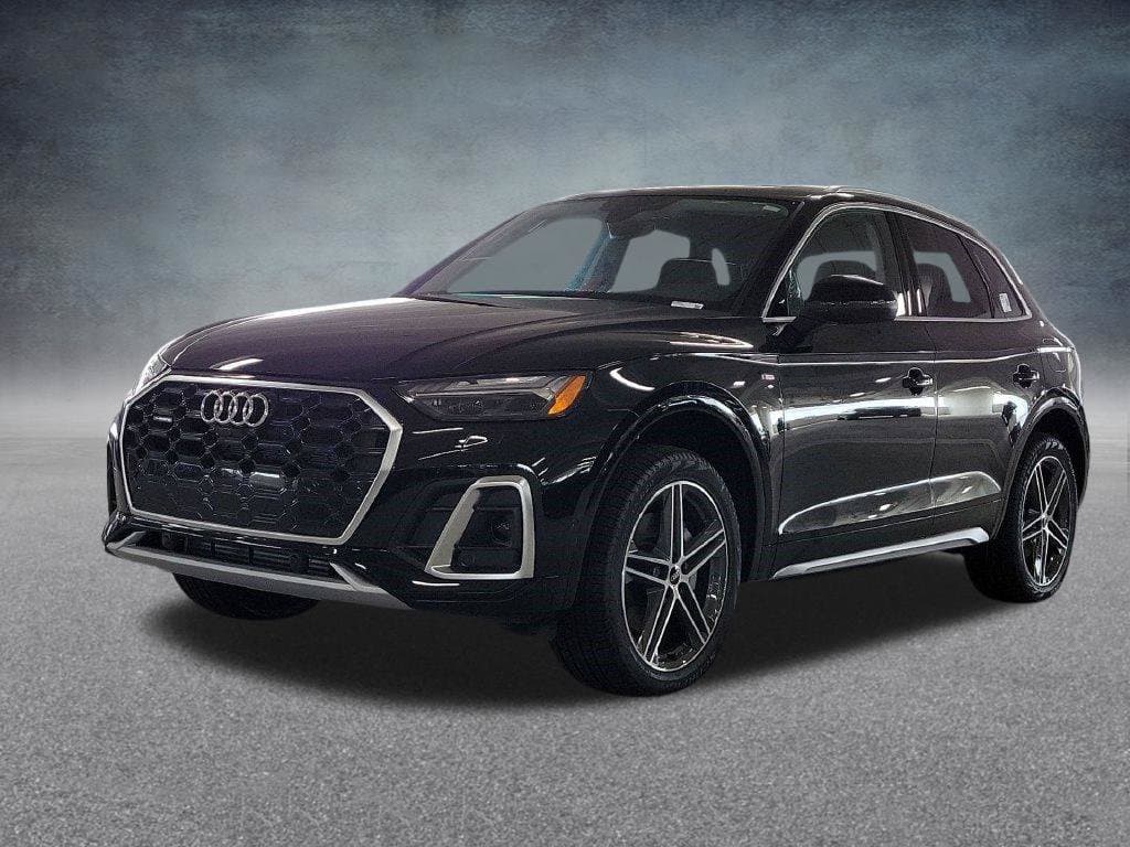 2024 Audi Q5 Base — photo 1 of 18