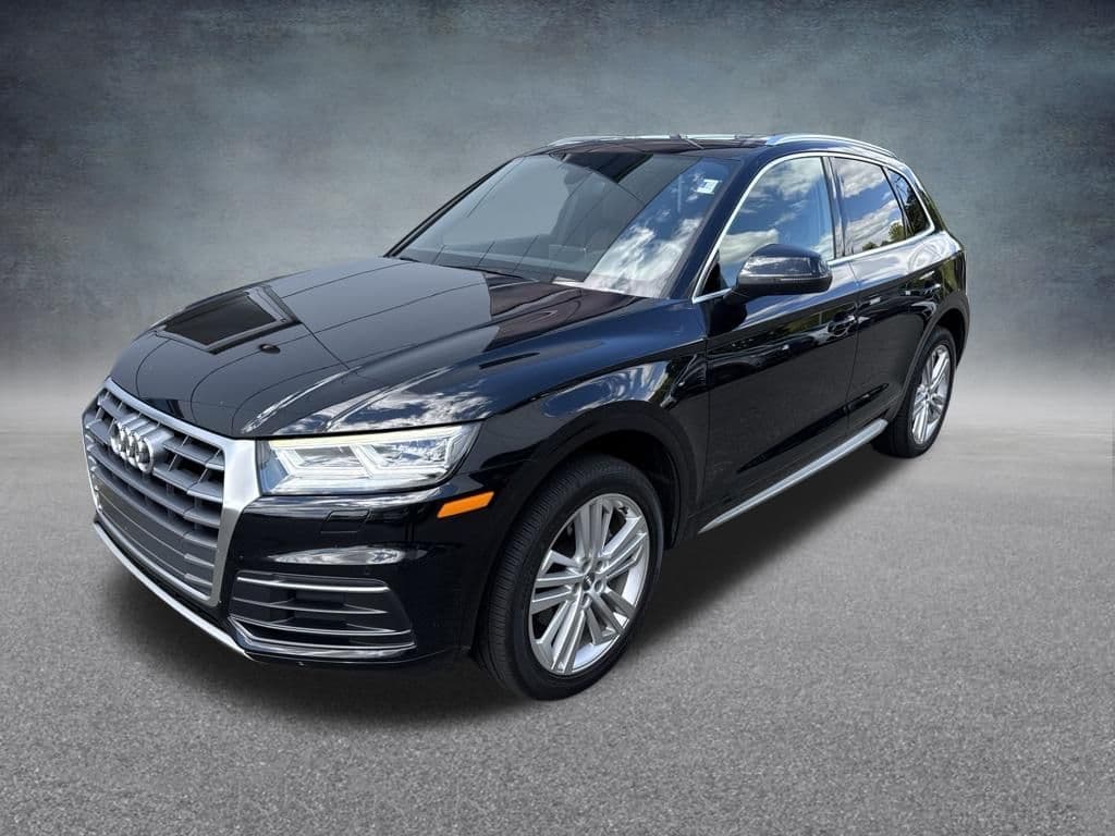 2019 Audi Q5 Premium Plus — photo 1 of 17