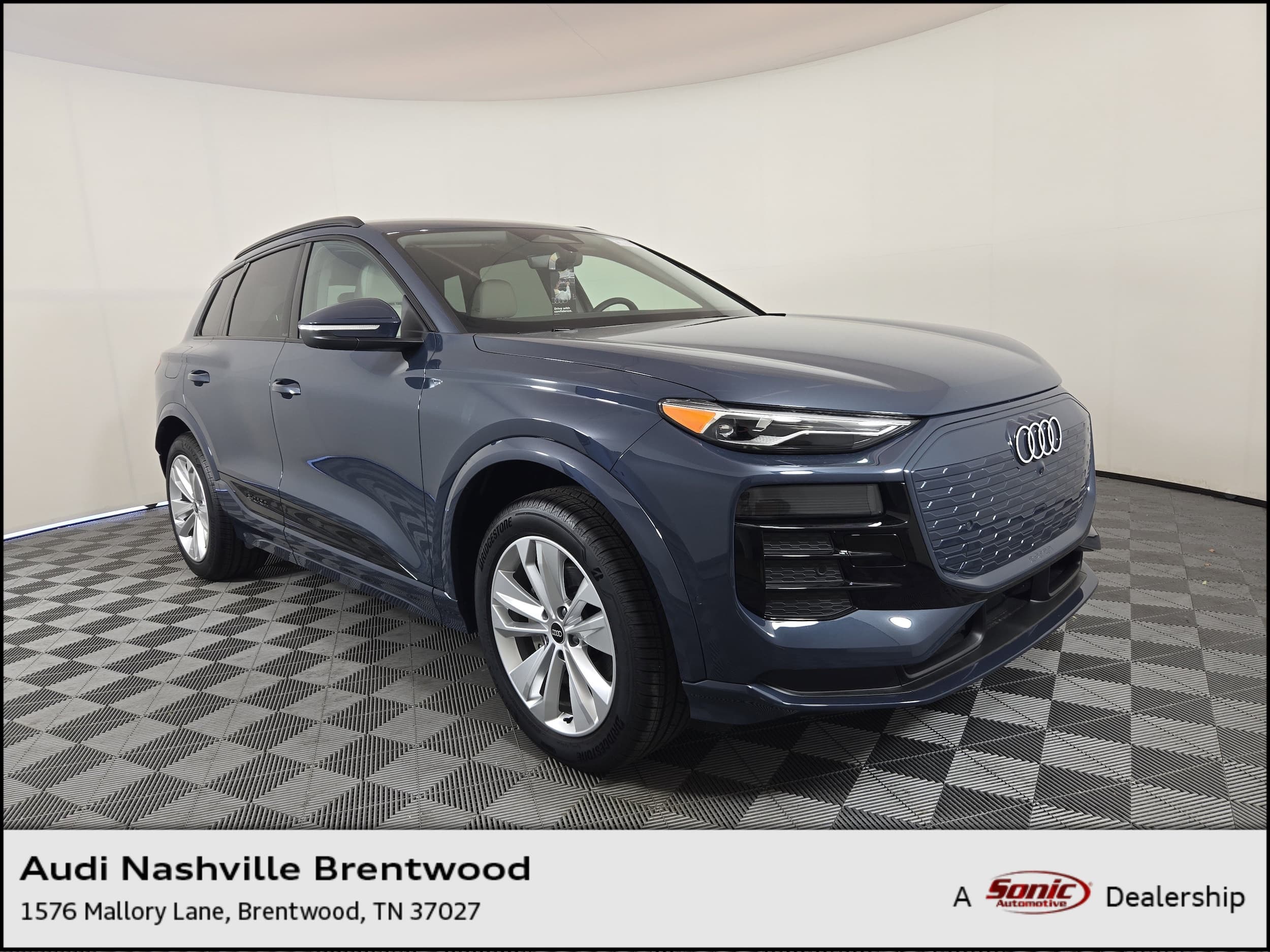 Foto de 2025 Audi Q6 e-tron Premium