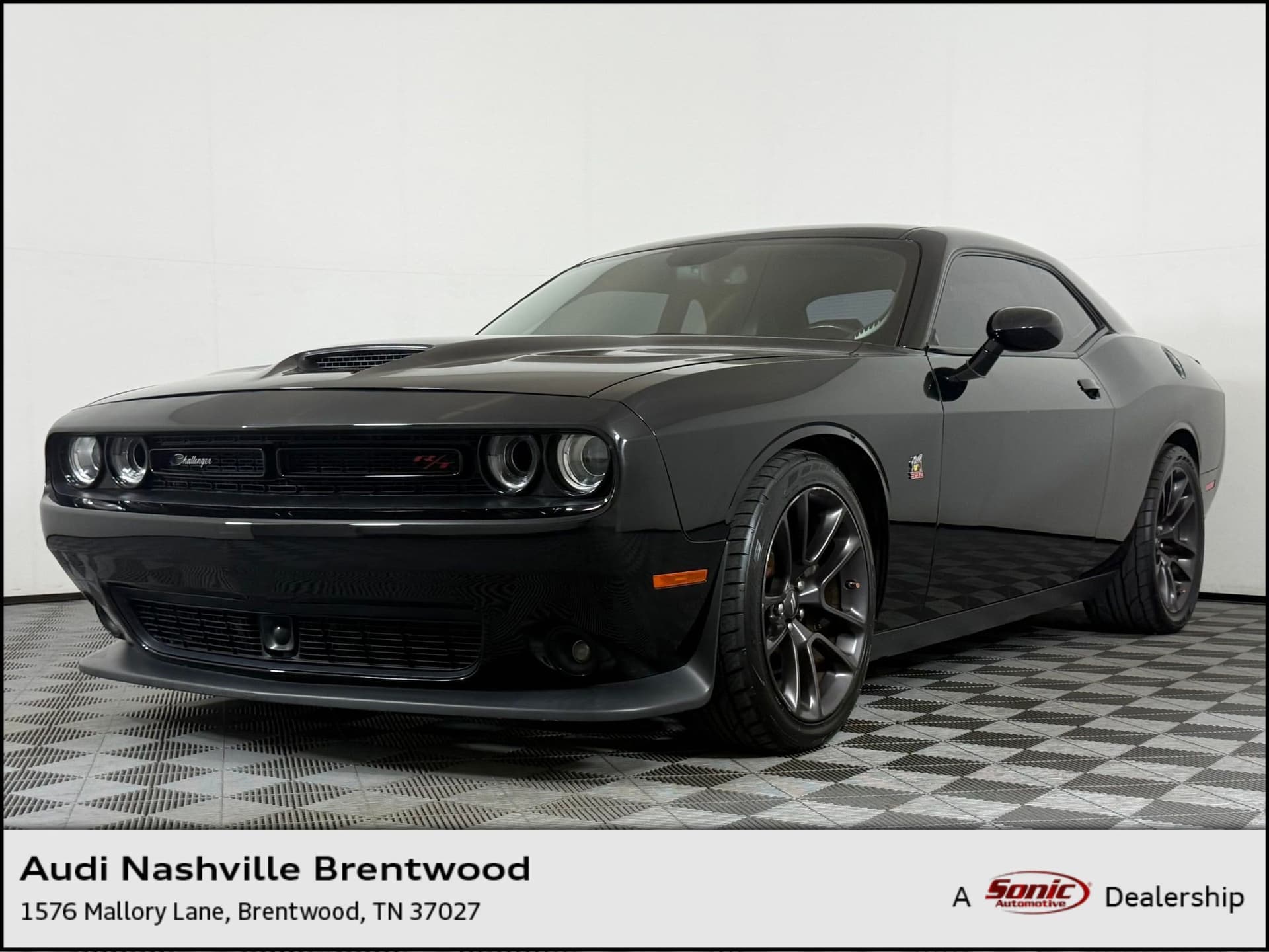 2020 Dodge Challenger R/T Scat Pack — photo 1 of 30