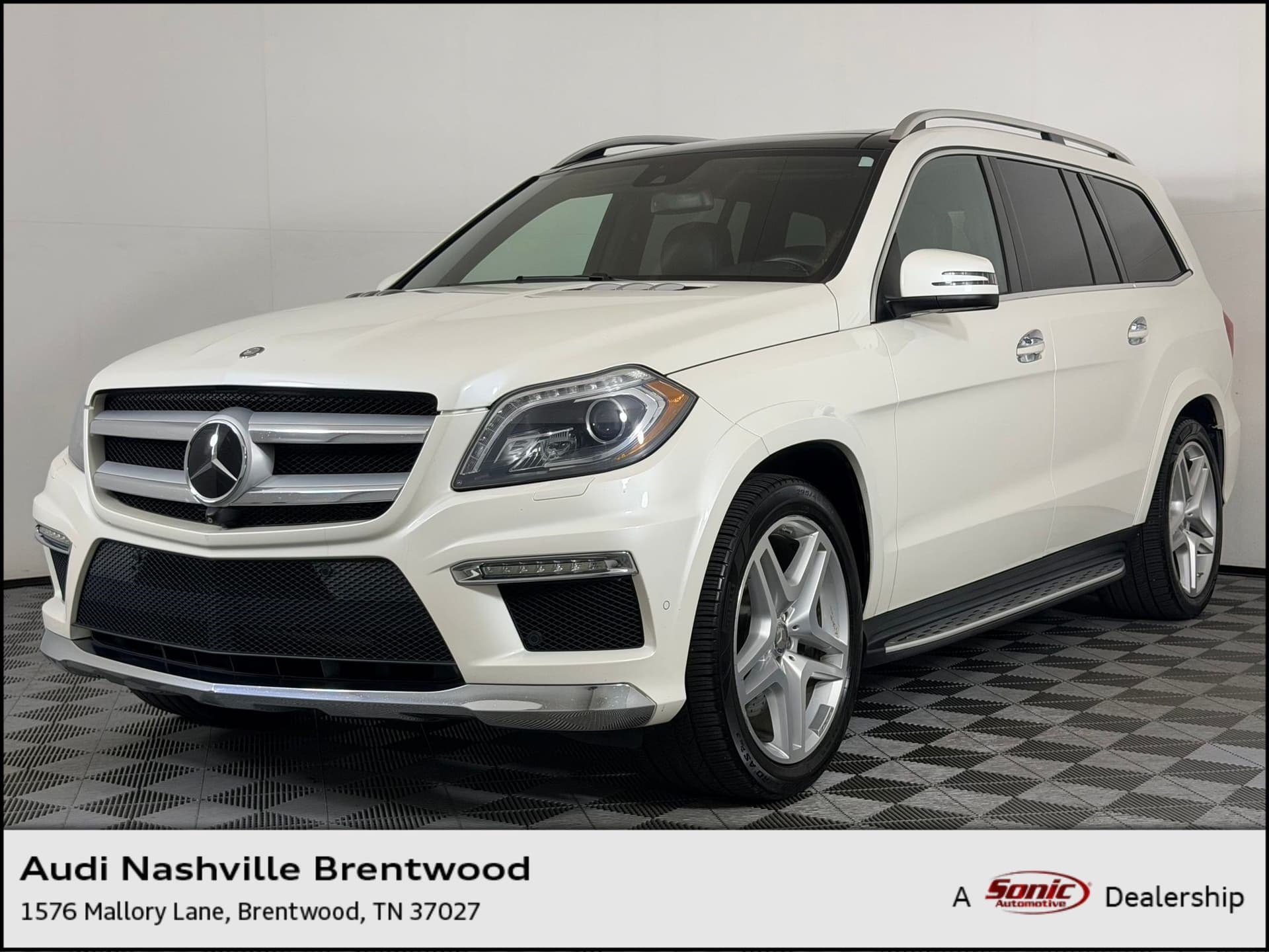 2015 Mercedes-Benz GL-Class GL 550 — photo 1 of 31
