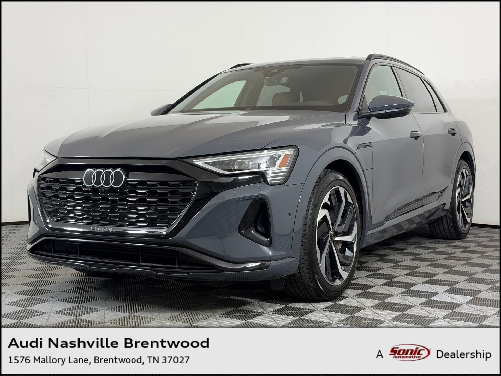 2024 Audi Q8 e-tron Premium Plus — photo 1 of 30