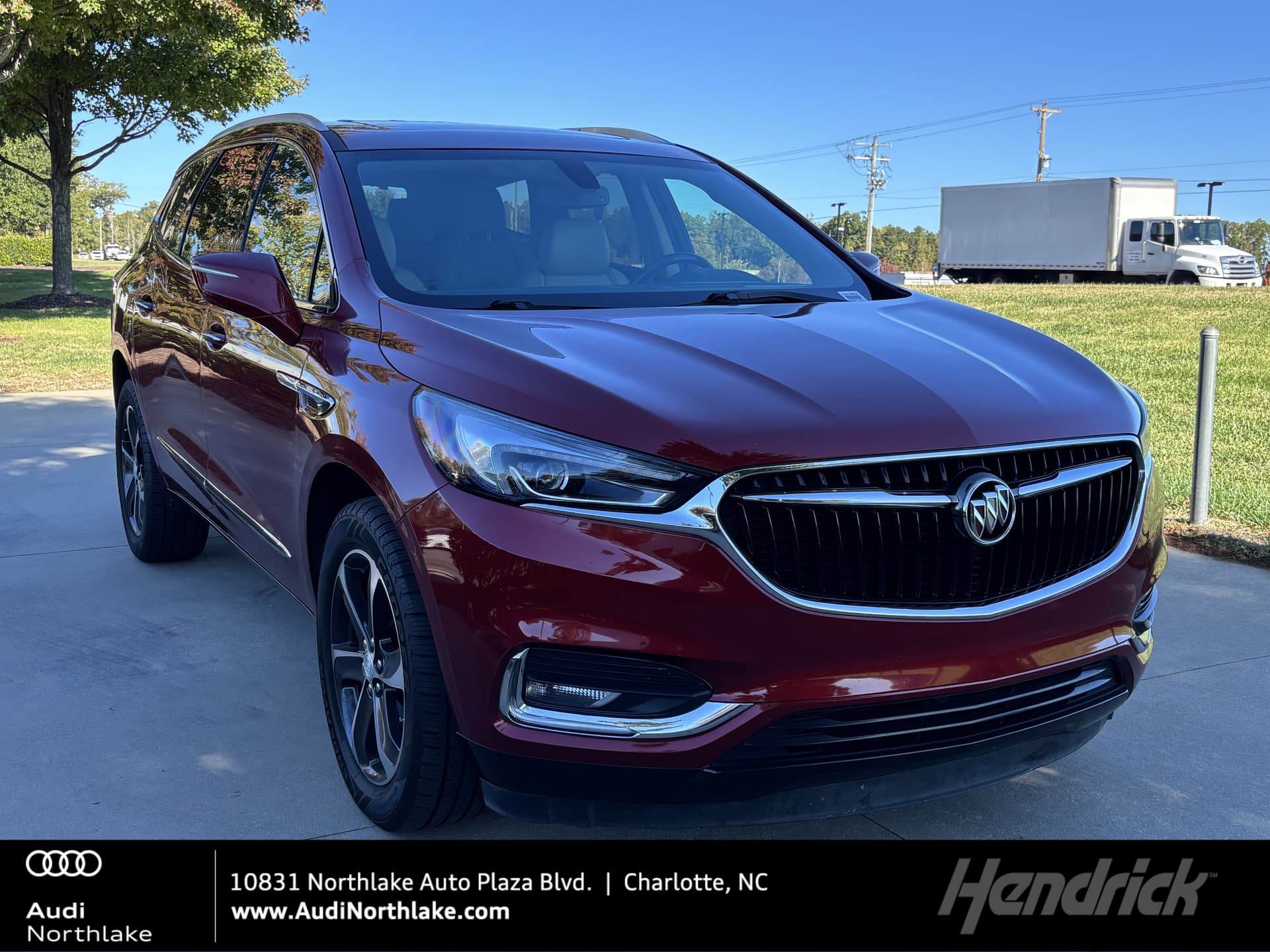 2018 Buick Enclave Essence — photo 1 of 38