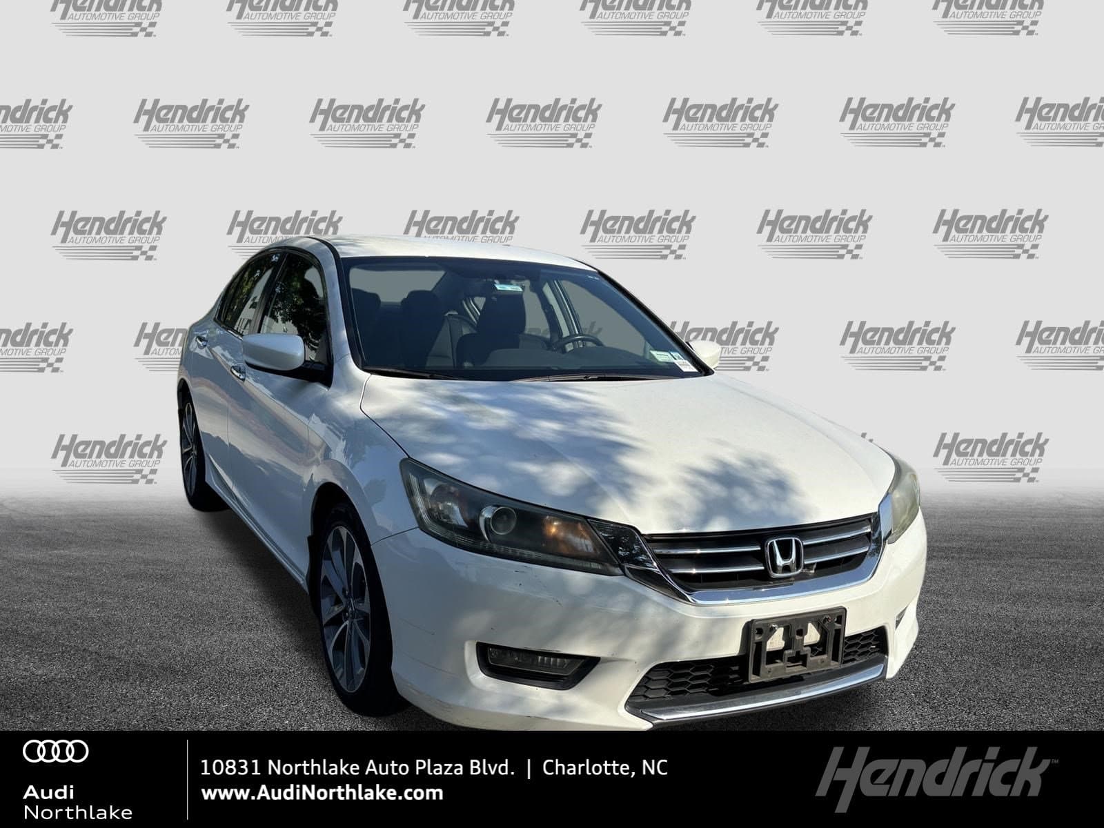 2015 Honda Accord Sedan Sport — photo 1 of 38