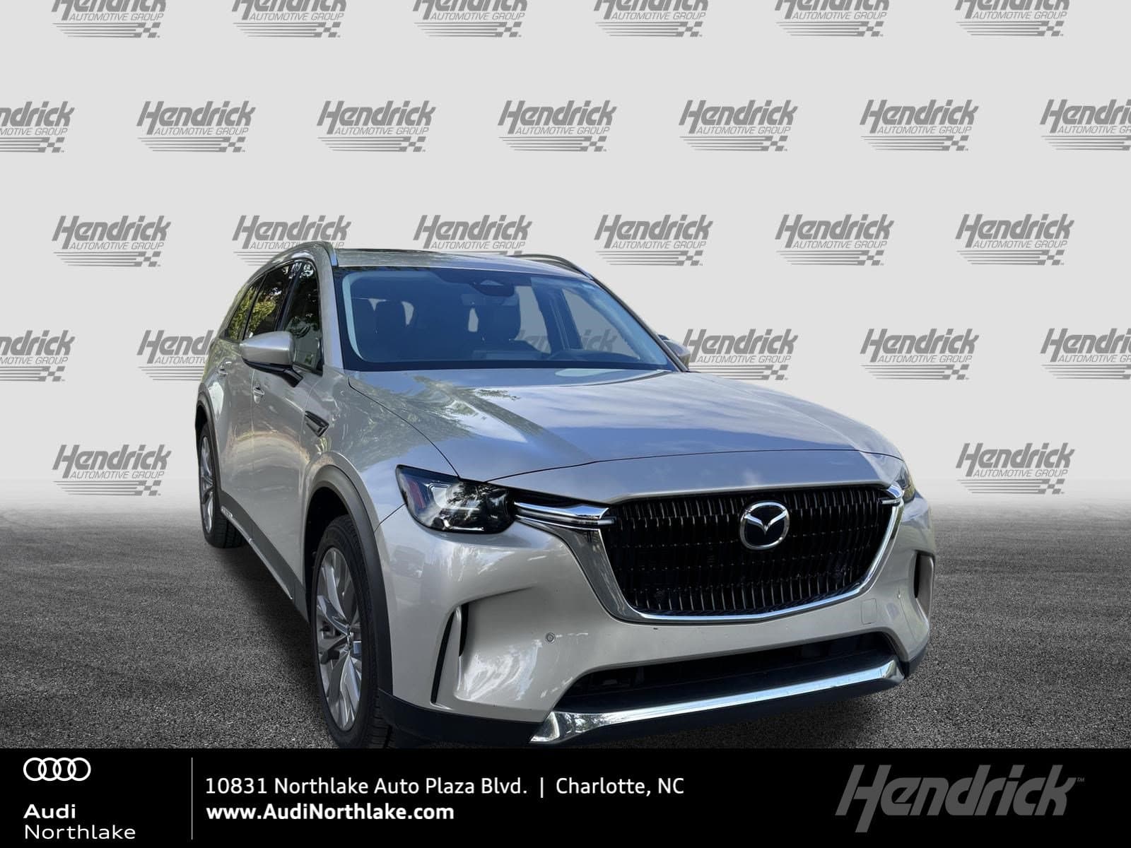 2024 Mazda CX-90 3.3 Turbo Premium — photo 1 of 38
