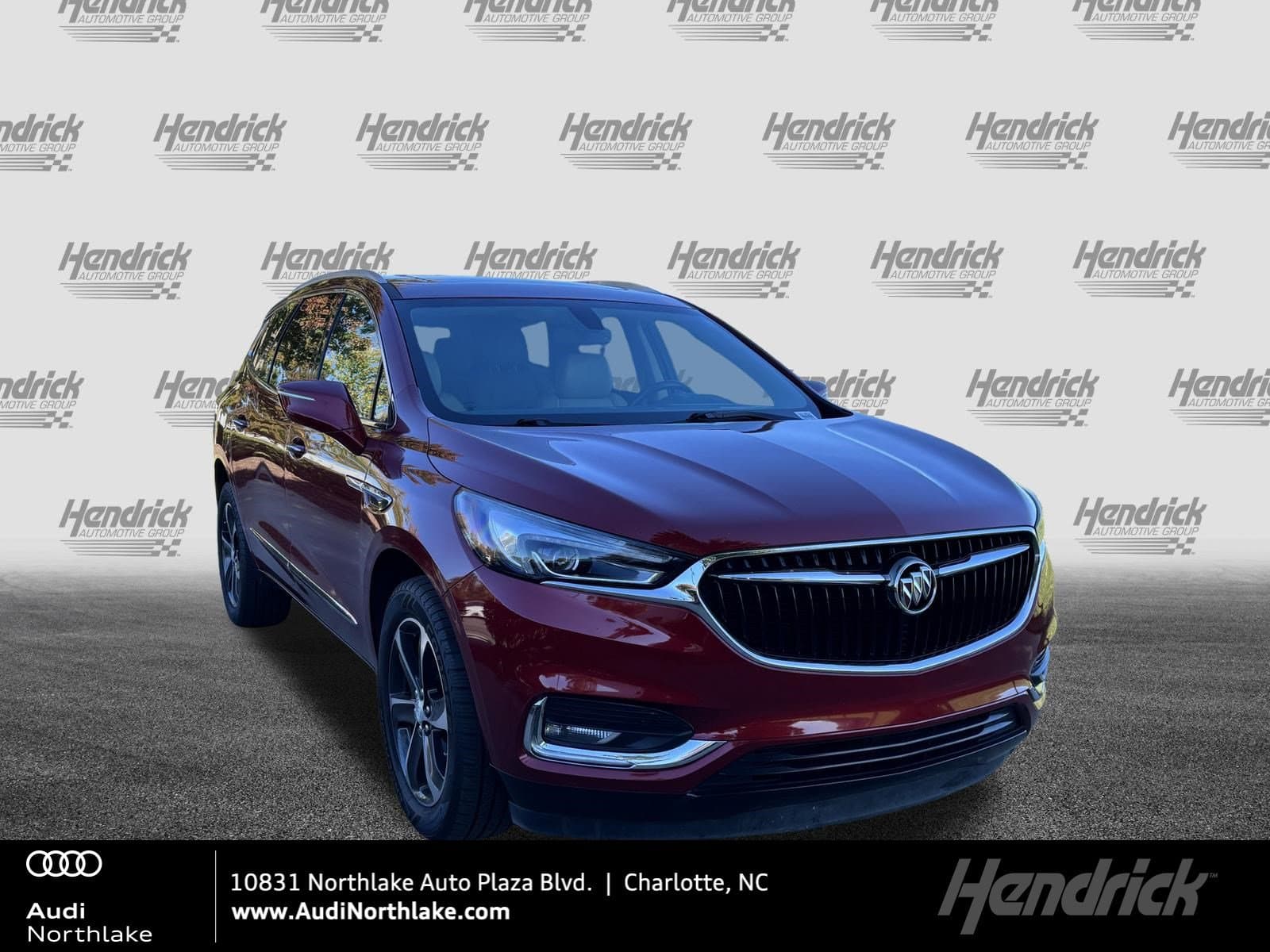 2018 Buick Enclave Essence — photo 1 of 38