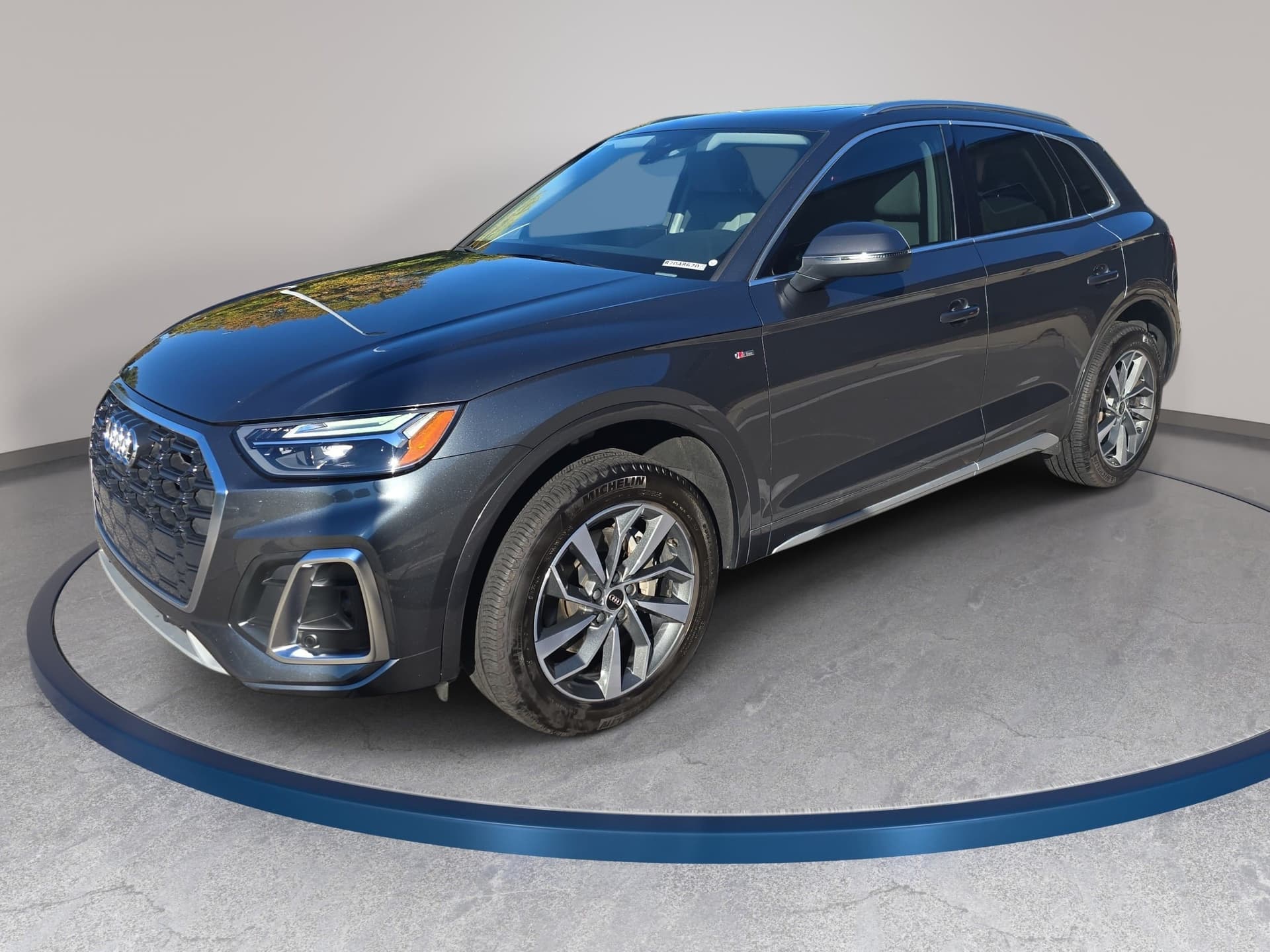 2024 Audi Q5 S line Premium Plus — photo 1 of 32